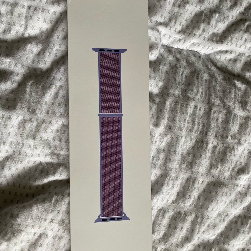 New with box lilac apple watch band
